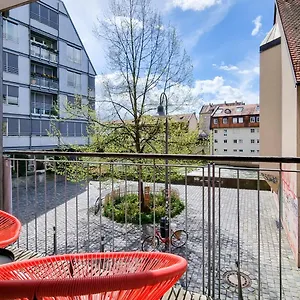  Apartment Linde3 - 10 Minuten In Altstadt Mit Balkon Und Pegnitzblick